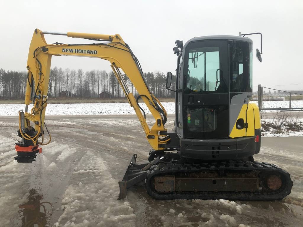 new-holland-e40-2-c,dedd33fc