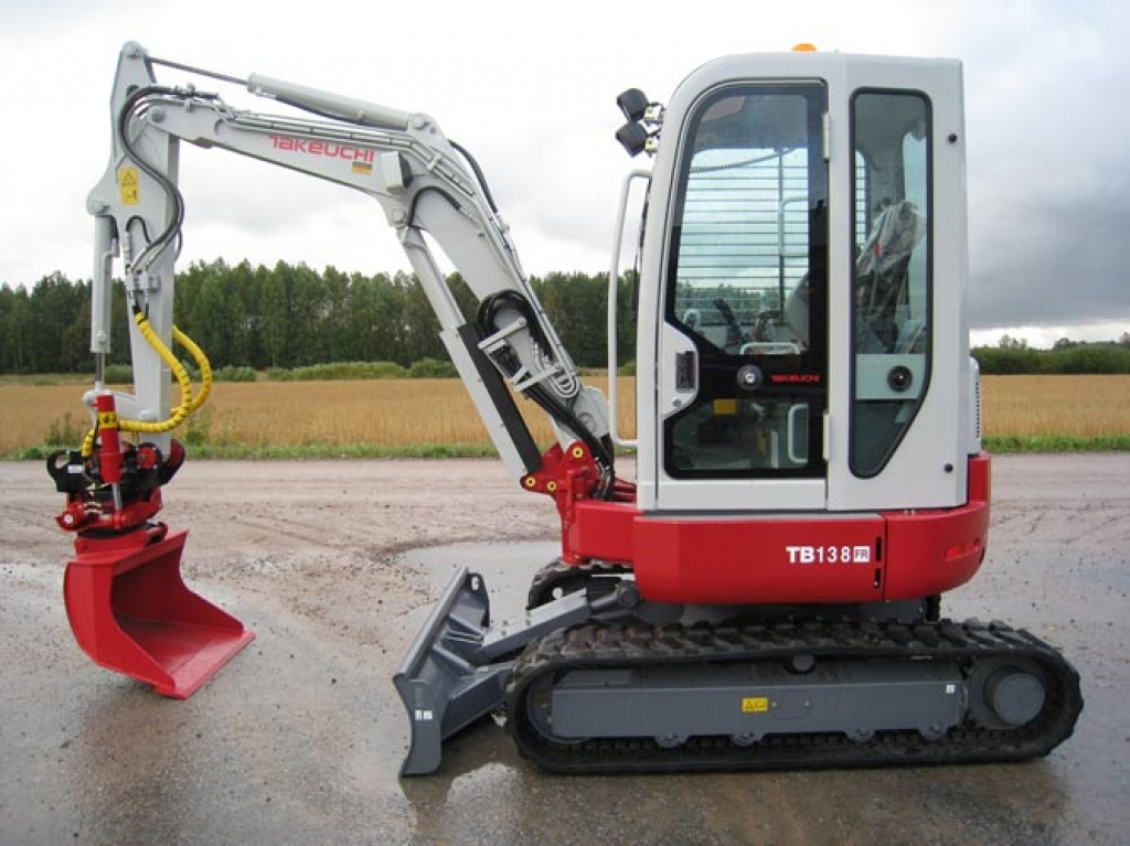 takeuchi-tb-138-fr